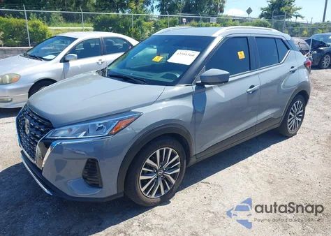 2021 Nissan Kicks Sv Xtronic Cvt z USA, uszkodzony, nr VIN 3N1CP5CVXML532705